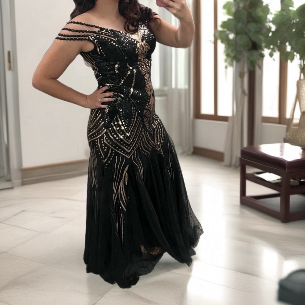 Elegant Black and Gold Evening Dress